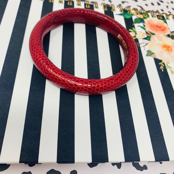 Bottega Veneta Wrapped Leather Bangle - Picture 4 of 10